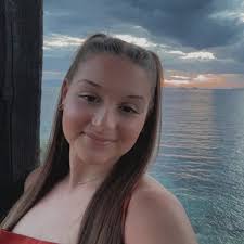 Alyssa Dodd (@alyssa_dodd16) • Instagram photos and videos