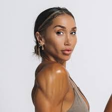 Danielle Godbout's Instagram, Twitter & Facebook