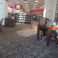 A visit to woodbridge center in northern new jersey is sure to delight the entire family. Barnes And Noble Sayreville Nj Last Updated February 2020 Yelp