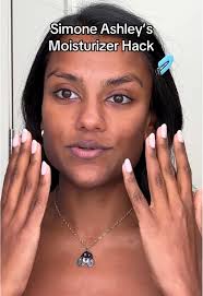 Simone Ashley Accent