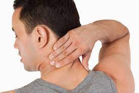 Sakit kepala dan juga sakit tengkuk leher belakang bisa terjadi sebagai efek dari penggunaan obat tertentu. Cervical Spondylosis Punca Sakit Leher