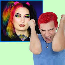 Amanda Gribble's Instagram, Twitter & Facebook