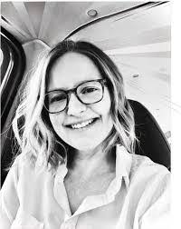 Dana Doughty's Instagram, Twitter & Facebook