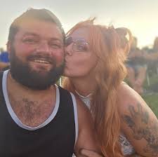 How can my daughter learn Finnish to move to Finland in 4 years?