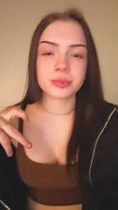 Heidi Boals's Instagram, Twitter & Facebook