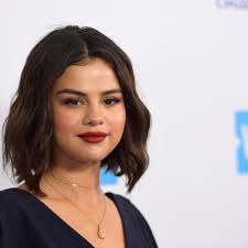 Selena Gomez Wears an $18,000 Tiffany & Co. Necklace