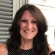 Tara Darwin's Instagram, Twitter & Facebook