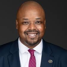 Brooke Dowell's Instagram, Twitter & Facebook