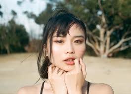 Aida Cheung's Instagram, Twitter & Facebook