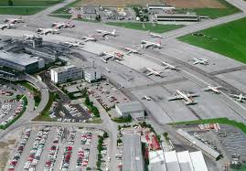 Discover the new district in the zurich airport with new stores, restaurants and much more. Entwicklung Flughafen Zurich Vom Odland Zum Airport Baublatt