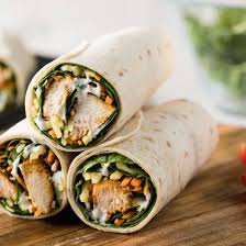 Wrap Poulet Et Crudites Recette En 2020 Recettes De Poulet En Papillottes Papillotte Poulet Recette Wrap