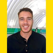 Danny Rodrigues's Instagram, Twitter & Facebook