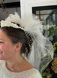 Vintage Jessica Mcclintock Pearl Beaded Wedding Dress & Veil