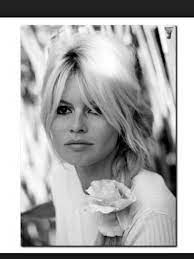 Long Bangs On The Side Sublime Brigitte Bardot Bardot Hair Brigitte Bardot Hair Bridget Bardot Hair