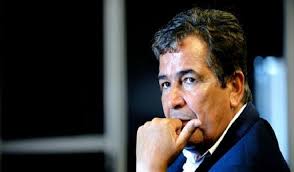 Un diario colombiano desnuda al Pinto que a veces lo quiere hacer todo