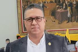 Freddy Kelly critica instalación de parquímetros en San Cristóbal