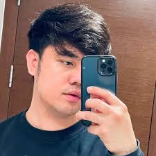 Jerome Peralta (@papii.rome) • Threads, Say more