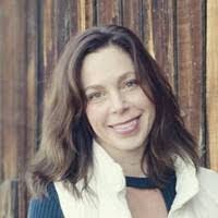 Beth Lichtenstein's Instagram, Twitter & Facebook