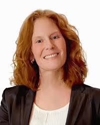 Lisa Brouillard's Instagram, Twitter & Facebook