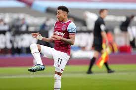 Neymar's got love for lingard and dele. Uy2lhnswx19z4m