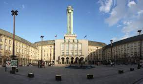 Kontaktní pracoviště zajišťuje následující služby: Neues Rathaus Von Ostrava Ostrava 1930 Structurae