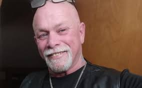 Mark Ganong's Instagram, Twitter & Facebook