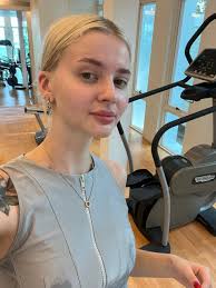 Running solo or running with team ?