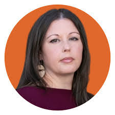 Janet Robles's Instagram, Twitter & Facebook