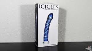 Test du gode en verre Icicles 29 : Dildo avec des spirales et recourbé