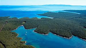 Vor allem die kroatischen inseln versprechen abwechslungsreiche landschaften, schöne strände und kultur. Kroatische Inseln Inseln In Kroatien Kroati De