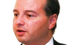 Sir Simon Milton dies aged 49