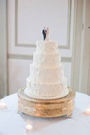 Milwaukee Wedding From Anna Page Photography Freshdesign Simple Wedding Cake Wedding Cake Bride Classic Wedding Cake