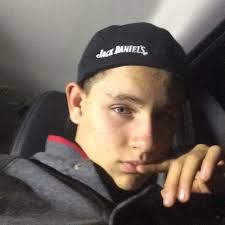 Robin Lightfoot's Instagram, Twitter & Facebook