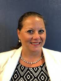 Jennifer Makowski's Instagram, Twitter & Facebook