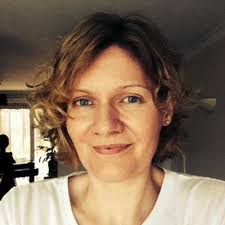 Lynne Cartwright (@lynneec)