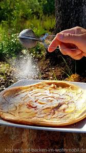 Schneller Apfelpfannkuchen Rezept Mit Karamellisierten Apfeln Kochen Und Backen Im Wohnmobil De Apfelpfannkuchen Rezept Apfelpfannkuchen Pfannekuchen Rezept