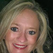 Jennifer Vangorder's Instagram, Twitter & Facebook