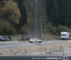 Looking for free animated car crash gifs? 200 Km H Crash Car Crash The Incredibles Virtual Travel