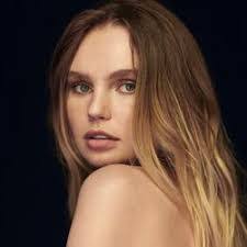 Sarah Appleby's Instagram, Twitter & Facebook