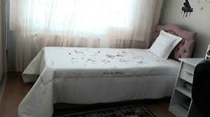 Masal Icin Masal Gibi Bir Yatak Ortusu Isledik El Nakisi Teknigiyle 2020 Yatak Ortusu Yatak Elde Nakis