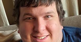 Alex Clemmons's Instagram, Twitter & Facebook