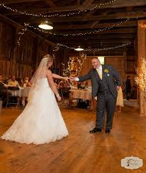 Weddings At Port Farms Waterford Pa Erie County Country Theme Wedding Wedding Venues Barn Wedding
