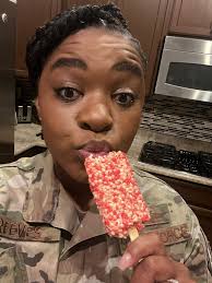 🖤🤎💚🇺🇸 My new work Stanley. 😌 You can never go wrong with black.