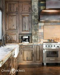 Mountain Rustic Kitchen Rustic Cabin Kitchens Lodge Style Kitchen Mountain Home Interiors