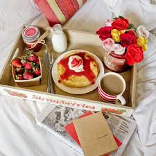 Petit Dejeuner Ideal Pour La Saint Valentin Avez Vous Choisi Petit Dejeuner Ideal Le Petit Dejeuner D Anniversaire Petit Dejeuner Romantique