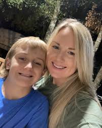 whiskinibikinis 💙