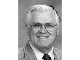 Beacham Hoyle Obituary (1933