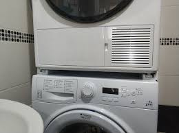 En kötü bir dolap yaptır çamaşır makinesi için, sağlam olsun ama, üzerine de koy kurutmayı, ya da kurutma özellikli bir çamaşır makinesi al, kurtul. Vestel Km 9711 Kurutma Makinesi