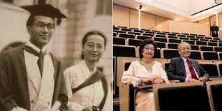 Profile and career tun dr. Dr Mahathir And His Wife Were Nus Lecture Theatre Baes