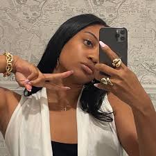 Ciara Morgan (@designerciara) • Threads, Say more